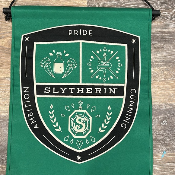 Wizarding World Slytherin wall art - Picture 2 of 4